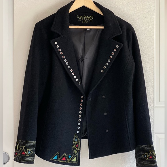 Icelandic Jacket with Embroidery Details - SIZE LARGE - Picture 1 of 15